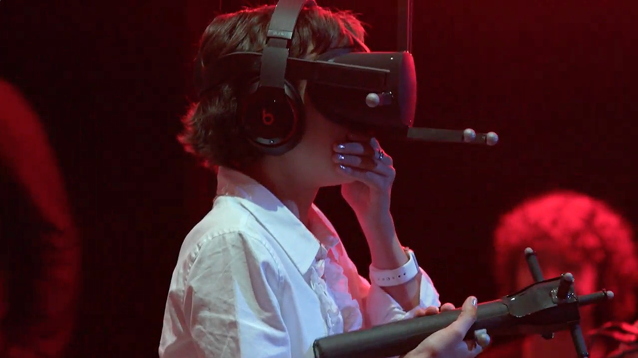 how to control the stranger things on vr