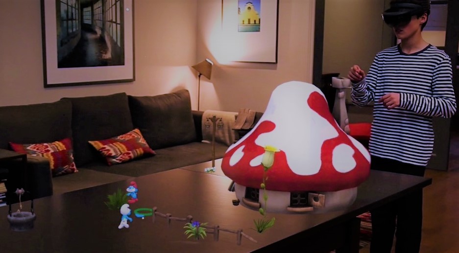 O novo jogo de "VR para HoloLens" leva os Smurfs e o Gargamel! para dentro de sua casa